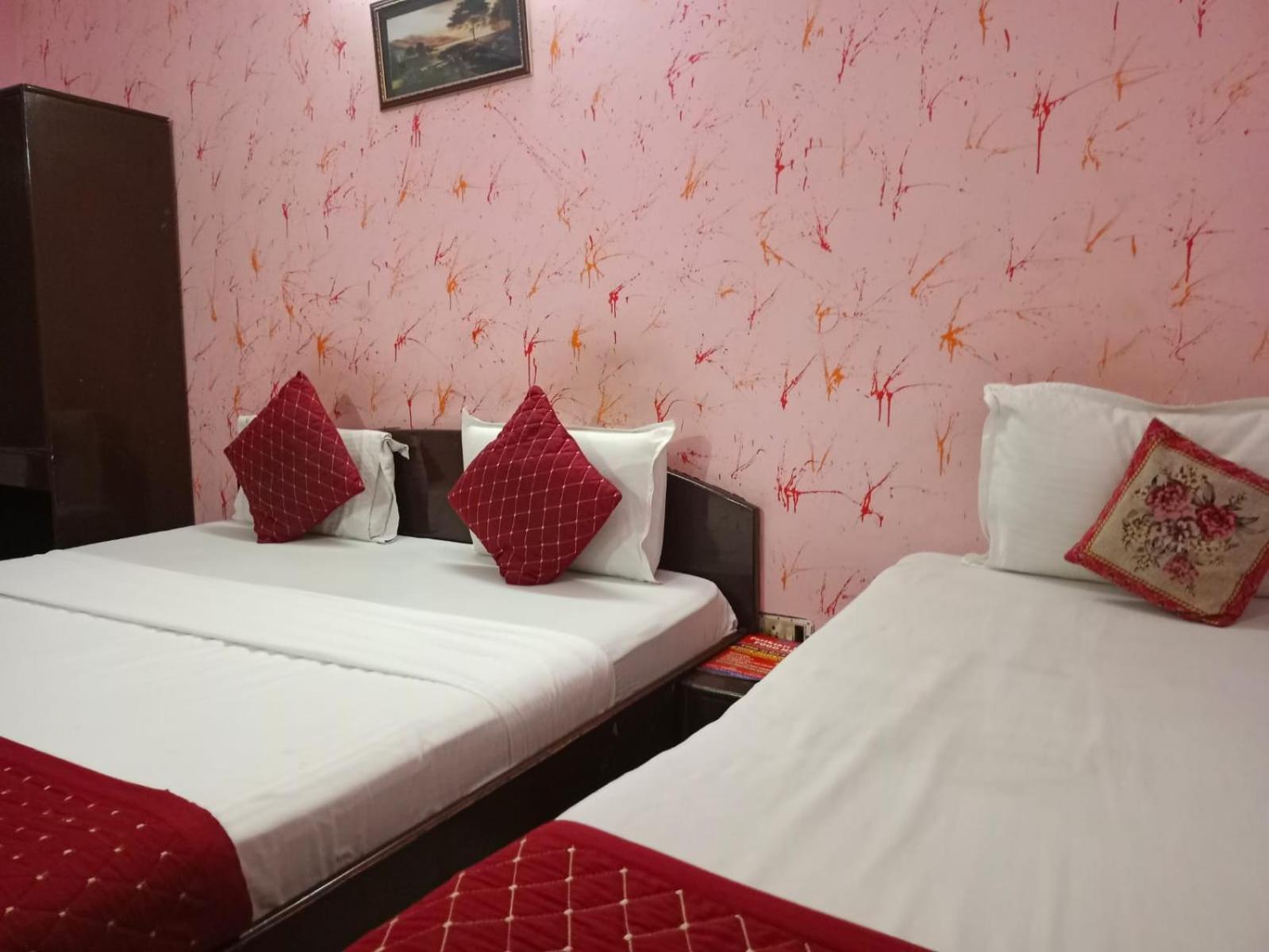 Airport Hotel Pariksheet Inn Νέο Δελχί Εξωτερικό φωτογραφία