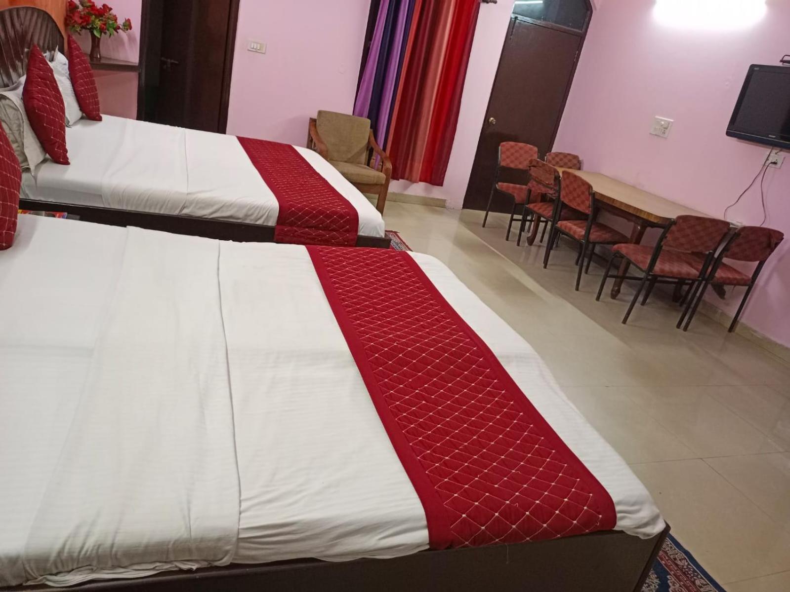 Airport Hotel Pariksheet Inn Νέο Δελχί Εξωτερικό φωτογραφία